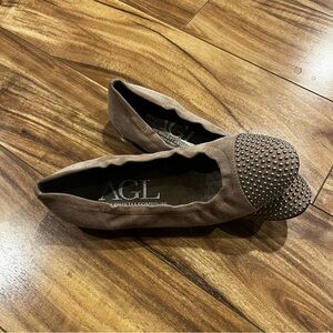 Attilio Giusti Leombruni Taupe Studded Flats